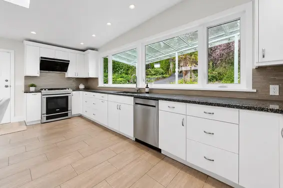 1066 Palmerston Avenue, West Vancouver For Sale - image 11