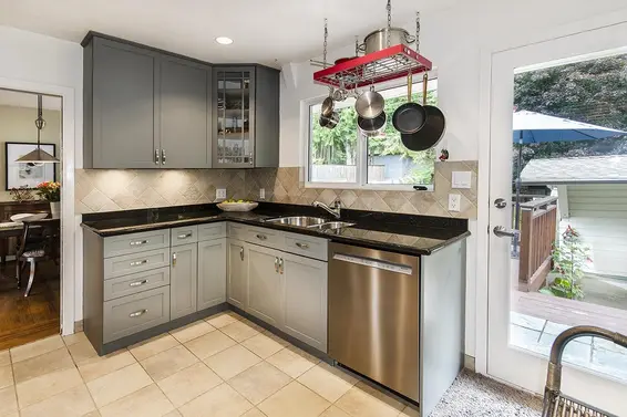 19 Glenmore Drive, West Vancouver For Sale - image 7