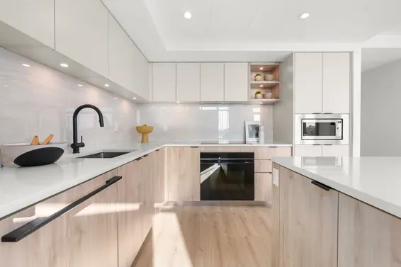 110 755 Harbourside Drive, North Vancouver For Sale - image 8