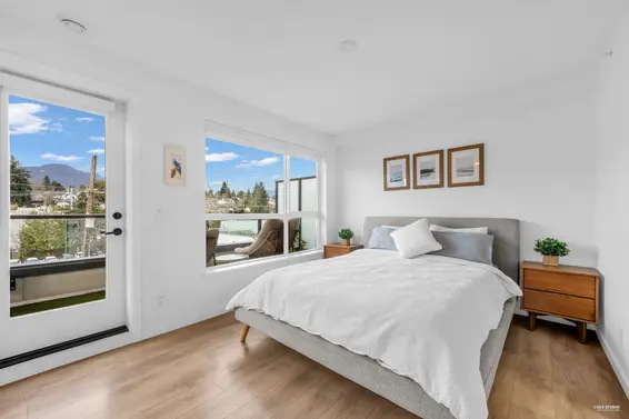 1 533 East 3rd Street, North Vancouver For Sale - image 22