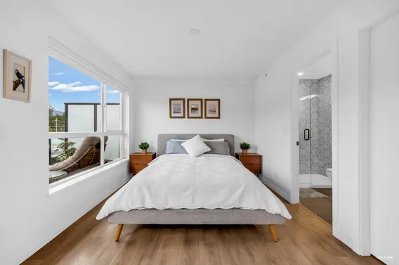 1 533 East 3rd Street, North Vancouver For Sale - image 23