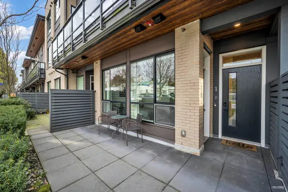 1 533 East 3rd Street, North Vancouver For Sale - image 39