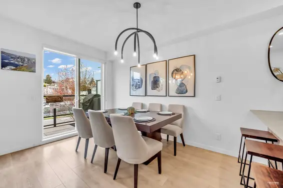 1 533 East 3rd Street, North Vancouver For Sale - image 4