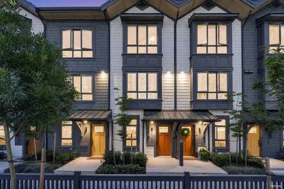 103 2320 Emery Court, North Vancouver
