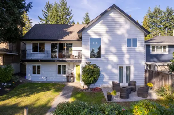 324 East 24th Street, North Vancouver