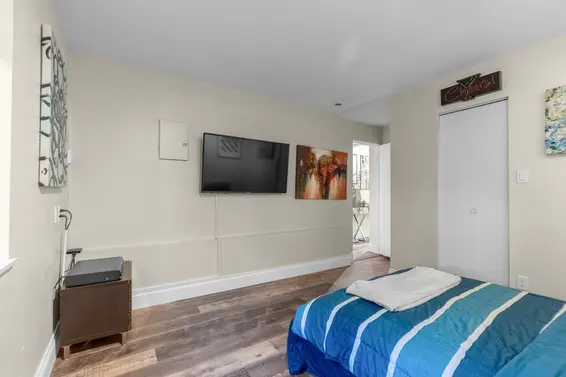 324 East 24th Street, North Vancouver For Sale - image 24
