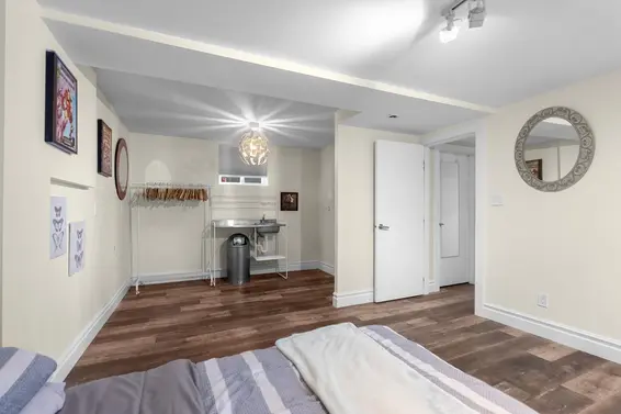 324 East 24th Street, North Vancouver For Sale - image 25