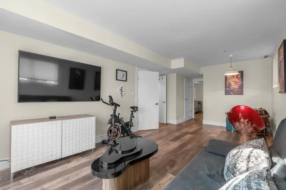 324 East 24th Street, North Vancouver For Sale - image 26
