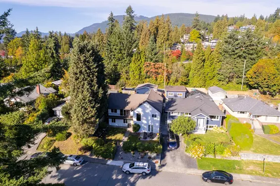 324 East 24th Street, North Vancouver For Sale - image 39
