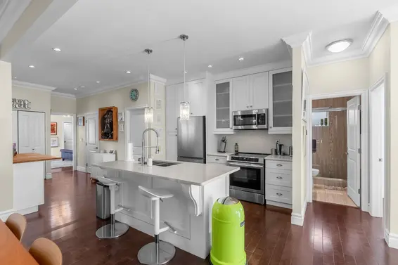 324 East 24th Street, North Vancouver For Sale - image 4