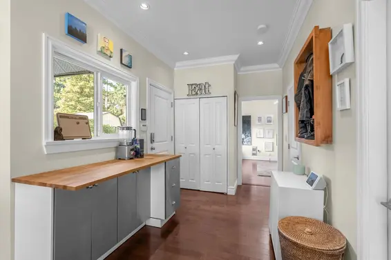 324 East 24th Street, North Vancouver For Sale - image 6