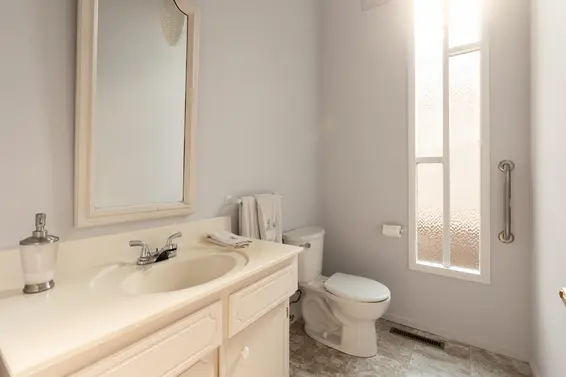 1063 Whitchurch Street, North Vancouver For Sale - image 12