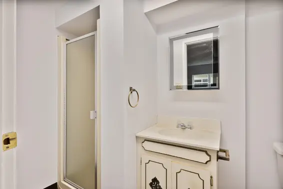 1063 Whitchurch Street, North Vancouver For Sale - image 21