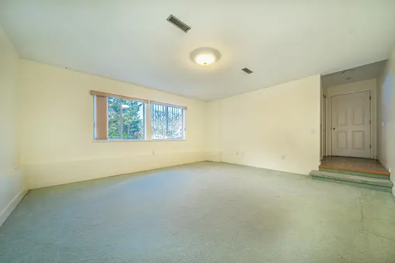 5456 Keith Road, West Vancouver For Sale - image 37