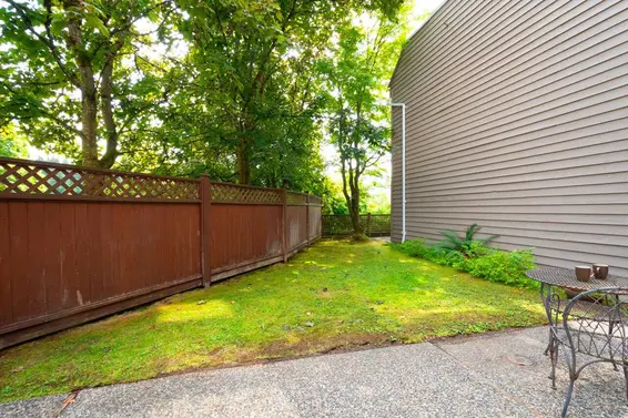 205 1000 Bowron Court, North Vancouver For Sale - image 16