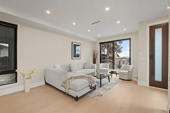 502 East 5th Street, North Vancouver For Sale - image 9