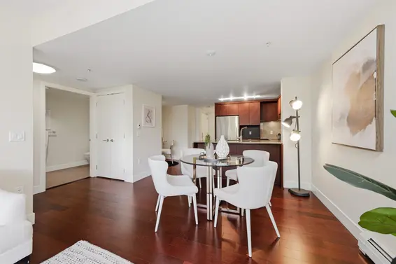 205 158 West 13th Street, North Vancouver For Sale - image 12