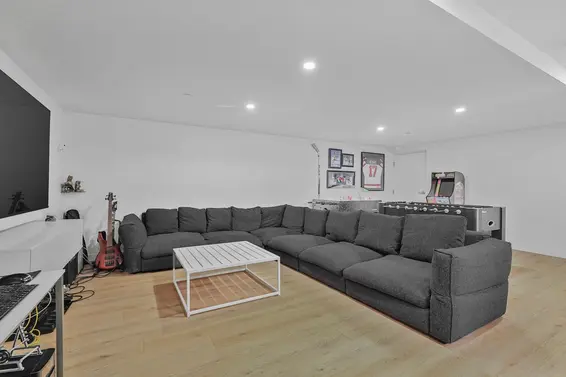 101 649 East 3rd Street, North Vancouver For Sale - image 23