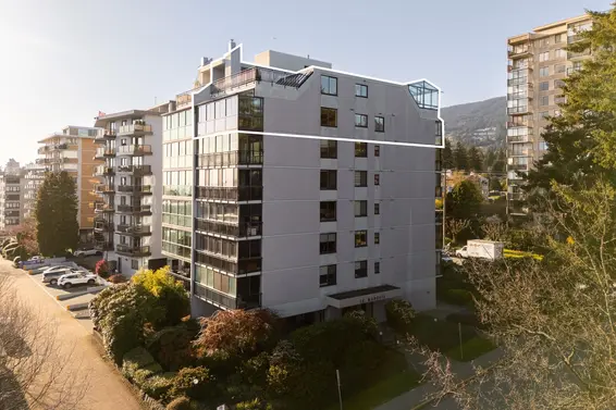 701 475 13th Street, West Vancouver For Sale - image 24