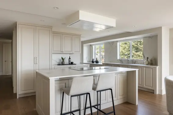 701 475 13th Street, West Vancouver For Sale - image 3