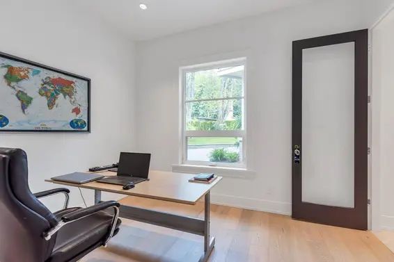 4906 Marine Drive, West Vancouver For Sale - image 20