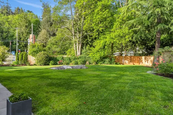 4906 Marine Drive, West Vancouver For Sale - image 39