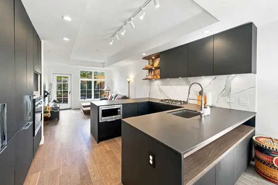 135 2070 Curling Road, North Vancouver For Sale - image 2