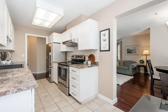 317 2020 Cedar Village Crescent, North Vancouver For Sale - image 18