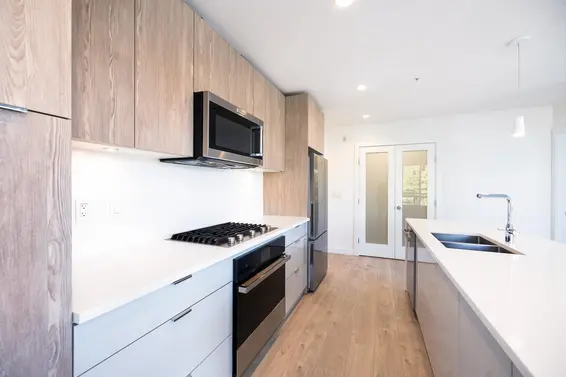 416 108 East 8th Street, North Vancouver For Sale - image 19