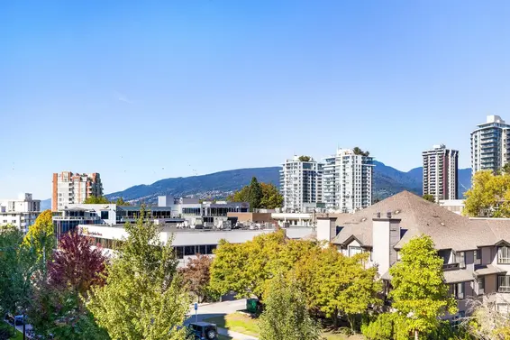 416 108 East 8th Street, North Vancouver For Sale - image 25