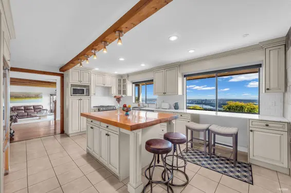 1418 Bramwell Road, West Vancouver For Sale - image 11