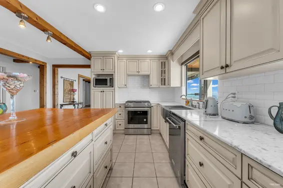 1418 Bramwell Road, West Vancouver For Sale - image 13