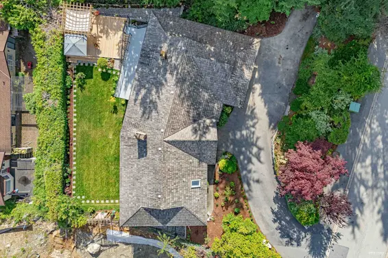 1418 Bramwell Road, West Vancouver For Sale - image 35