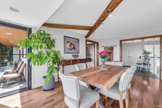 1418 Bramwell Road, West Vancouver For Sale - image 9