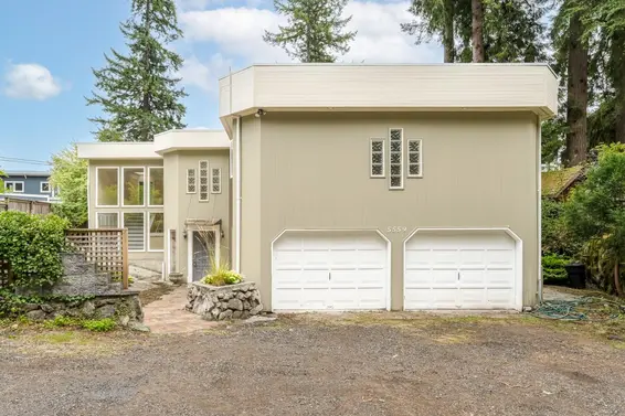 5559 Indian River Drive, North Vancouver For Sale - image 3