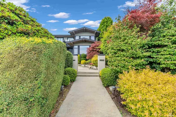 1139 Esquimalt Avenue, West Vancouver For Sale - image 3