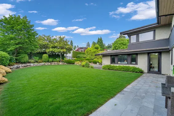 1139 Esquimalt Avenue, West Vancouver For Sale - image 38