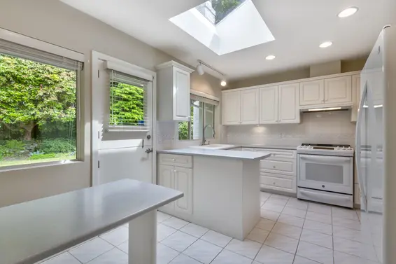 528 Evergreen Place, North Vancouver For Sale - image 12