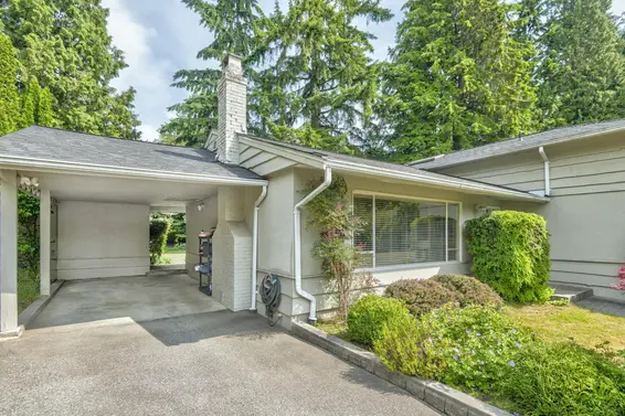 528 Evergreen Place, North Vancouver For Sale - image 4
