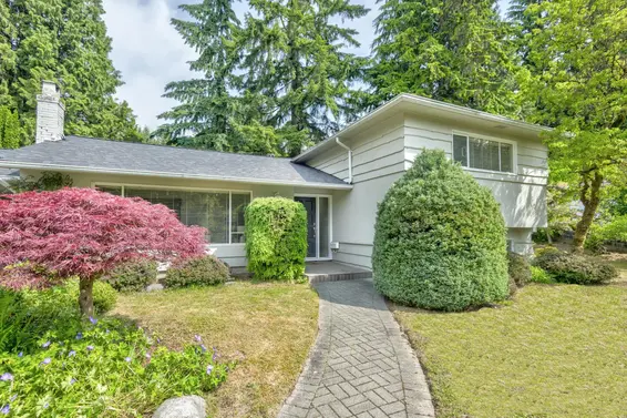 528 Evergreen Place, North Vancouver For Sale - image 6