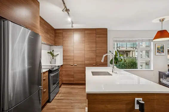 310 1673 Lloyd Avenue, North Vancouver For Sale - image 3