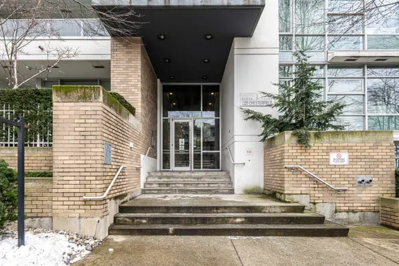 1706 1320 Chesterfield Avenue, North Vancouver For Sale - image 2