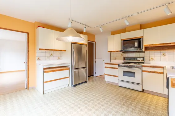 2256 Chapman Way, North Vancouver For Sale - image 11