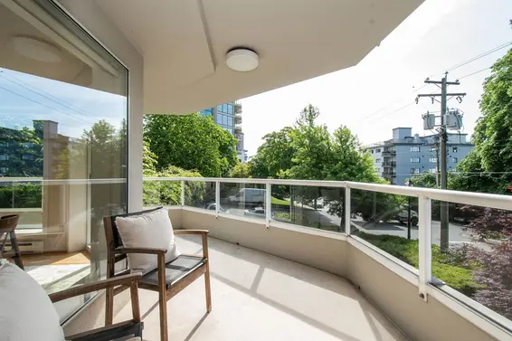 1 1717 Duchess Avenue, West Vancouver For Sale - image 16
