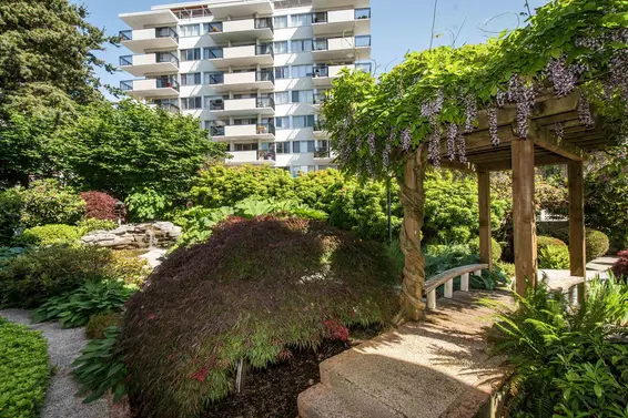 1 1717 Duchess Avenue, West Vancouver For Sale - image 31