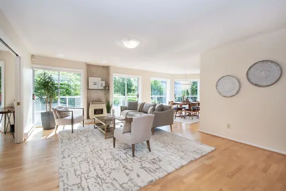1 1717 Duchess Avenue, West Vancouver For Sale - image 4