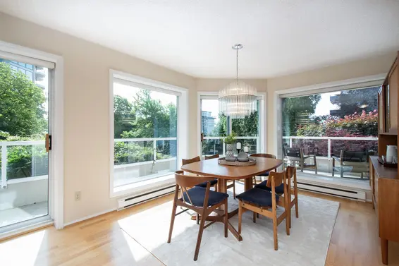 1 1717 Duchess Avenue, West Vancouver For Sale - image 8