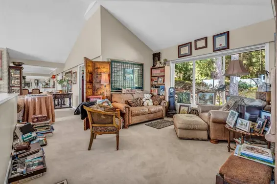 4415 Woodcrest Road, West Vancouver For Sale - image 11