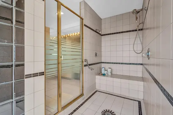 4415 Woodcrest Road, West Vancouver For Sale - image 21