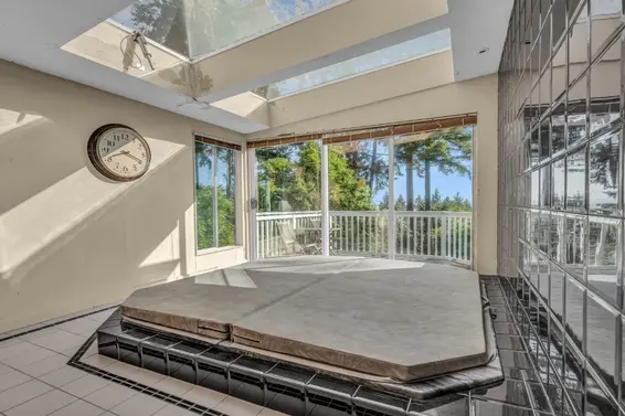 4415 Woodcrest Road, West Vancouver For Sale - image 22